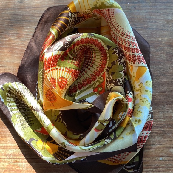 **SOLD** Pure silk accent scarf in gorgeous fall colors - Picture 1 of 2